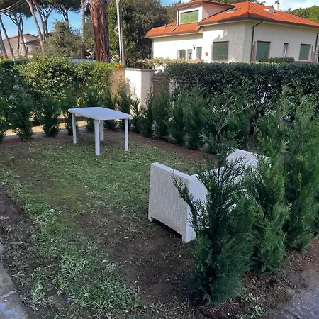 Costa Fiorita Апарт-отель